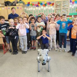 Rímekbe foglalt jövő – robotika foglalkozás