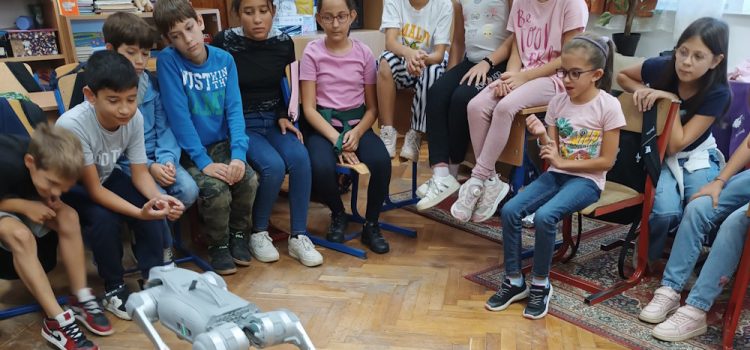 Robotkutya a negyedik osztályban