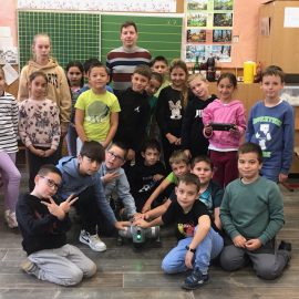 Robotkutya a harmadik osztályban Robotkutya a harmadik osztályban
