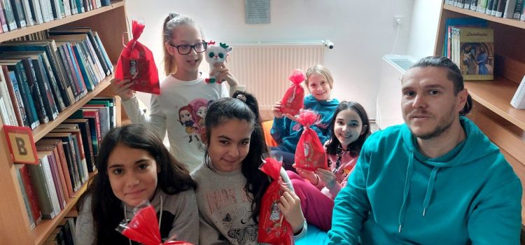 Könyvtári Mikulás